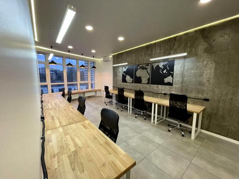 комерційна за адресою Кловський узвіз, 7a