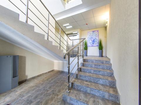 комерційна за адресою Євгена Коновальця вул. (Щорса), 34-А