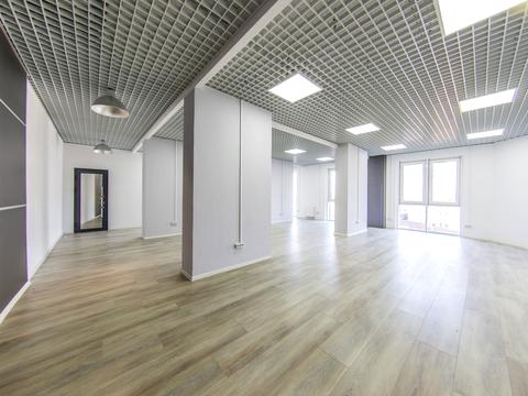 комерційна за адресою Євгена Коновальця вул. (Щорса), 34-А