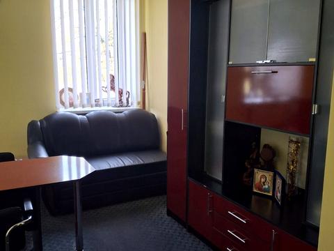 комерційна за адресою Березина вул., 2