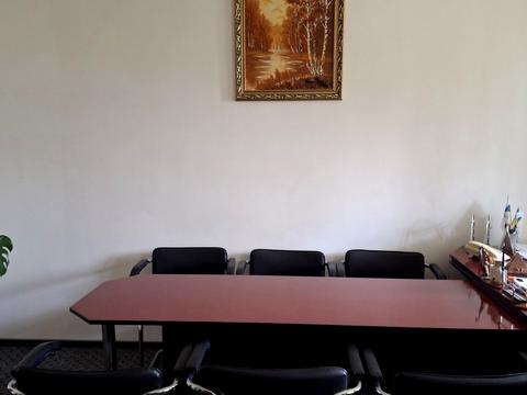 комерційна за адресою Березина вул., 2