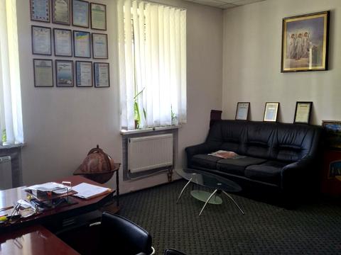 комерційна за адресою Березина вул., 2