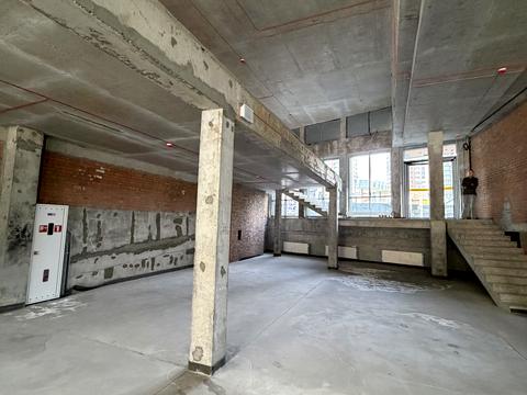 комерційна за адресою Василя Тютюнника вул. (Анрі Барбюса), 39