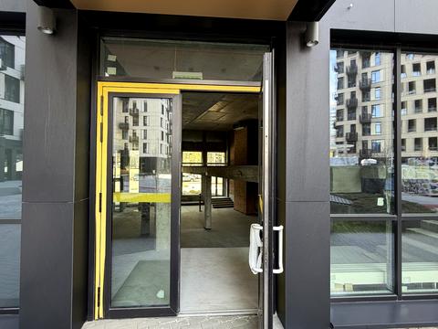 комерційна за адресою Василя Тютюнника вул. (Анрі Барбюса), 39