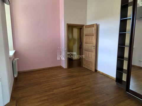 квартира за адресою Хорива пров., 4