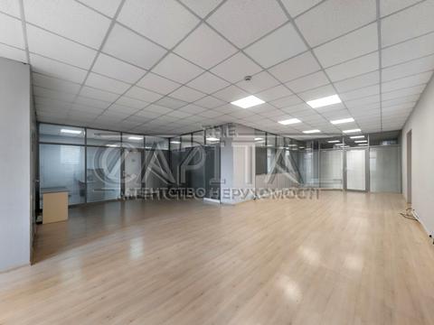 комерційна за адресою Назарівська вул. (Вєтрова), 23