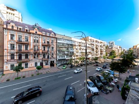 комерційна за адресою Назарівська вул. (Вєтрова), 23