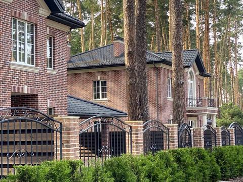 дом по адресу Патриотов ул.