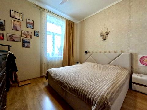 квартира за адресою Феодосійська вул., 32