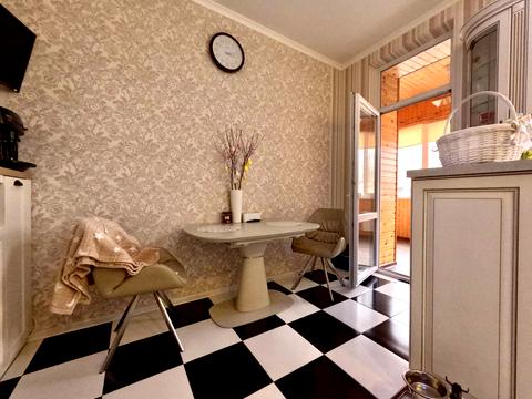 квартира за адресою Феодосійська вул., 32