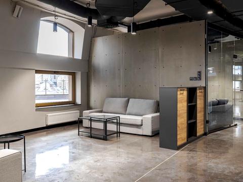 комерційна за адресою Адама Міцкевича пл., 10