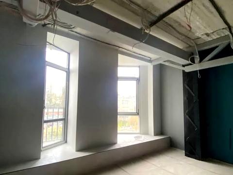 комерційна за адресою Болсуновська вул. (Сергія Струтинського), 4