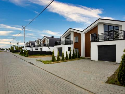 будинок за адресою Пилипа Орлика