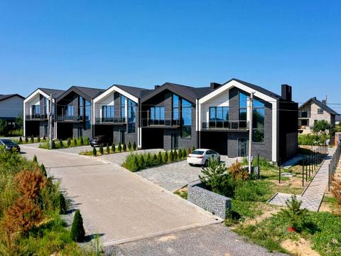 будинок за адресою Пилипа Орлика