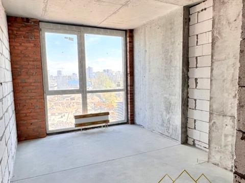 квартира за адресою Причальна вул., 14