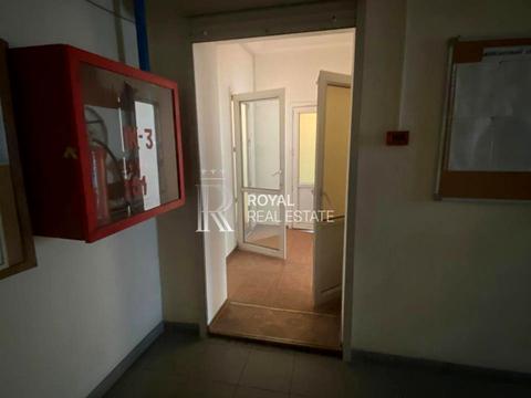 комерційна за адресою Набережно-Лугова вул., 1