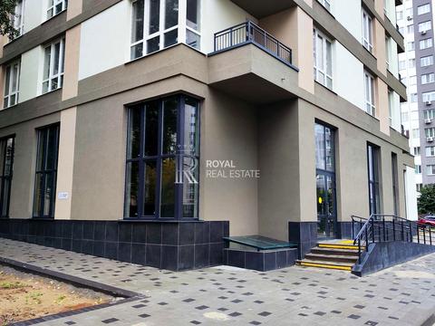 комерційна за адресою Соборна вул., 23