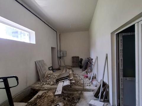 комерційна за адресою Лесі Українки просп., 88Б