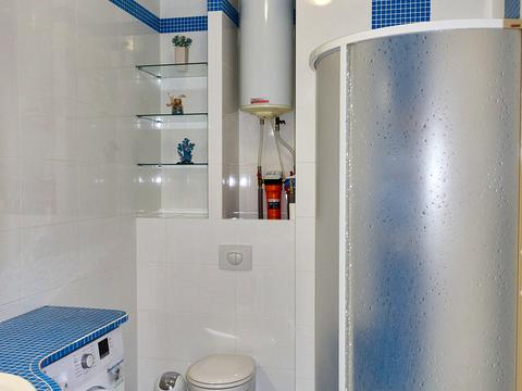 квартира за адресою Євгена Коновальця вул. (Щорса), 32-Б