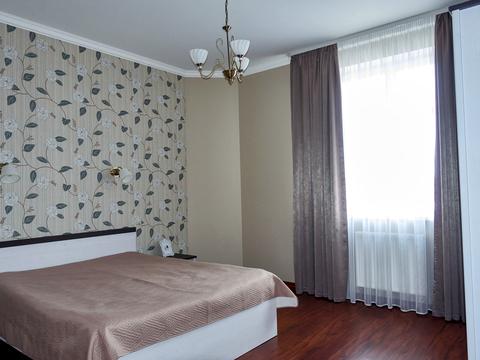 квартира за адресою Євгена Коновальця вул. (Щорса), 32-Б