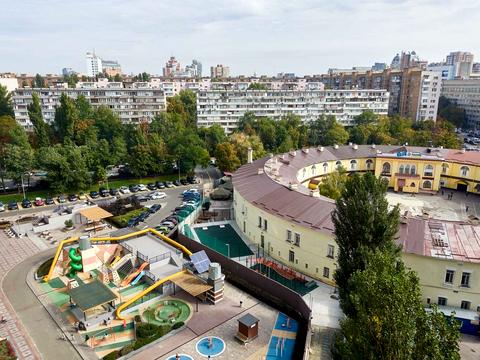 квартира за адресою Євгена Коновальця вул. (Щорса), 32-Б