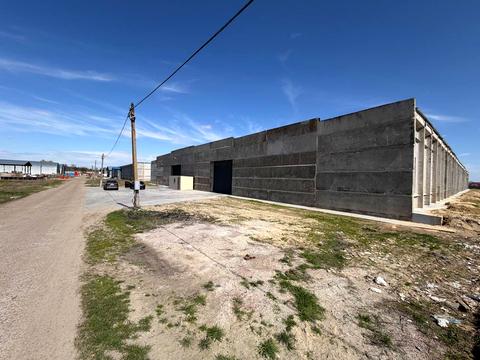 комерційна за адресою Соборна вул. (Леніна), 77