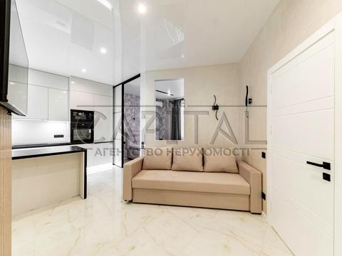 квартира за адресою Андрія Верхогляда вул. (Михайла Драгомирова), 14-А