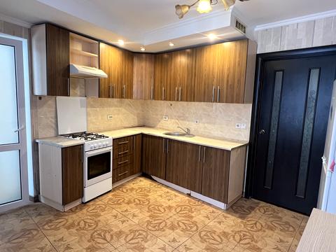 квартира по адресу Довженко ул., 10