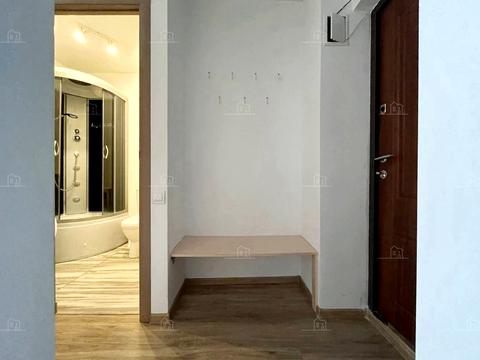квартира за адресою Наукова вул., 8