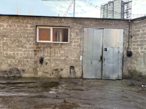 комерційна за адресою Зелена вул., 238