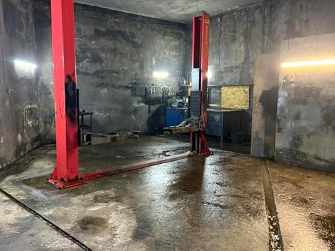 комерційна за адресою Зелена вул., 238