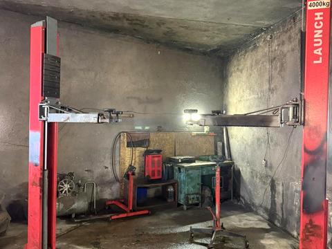 комерційна за адресою Зелена вул., 238