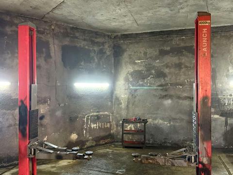 комерційна за адресою Зелена вул., 238