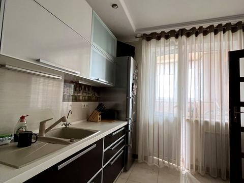 квартира за адресою Срібнокільська вул., 1