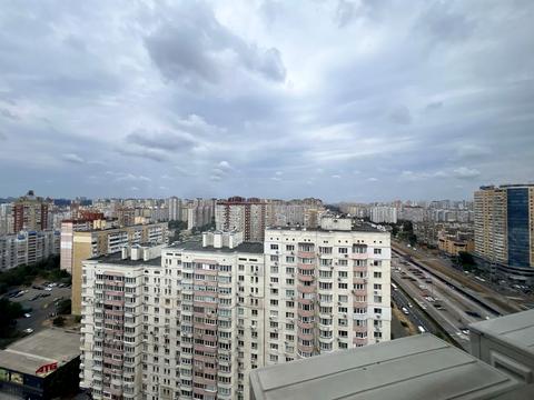 квартира за адресою Срібнокільська вул., 1