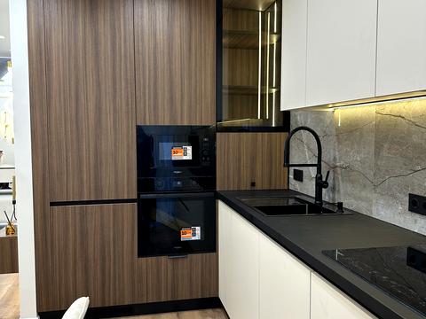 квартира за адресою Романа Левицького вул., 4
