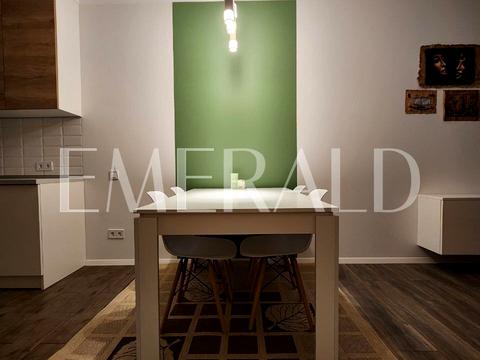 квартира за адресою Зарічна вул., 4