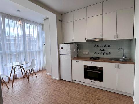 квартира за адресою Миру вул., 1