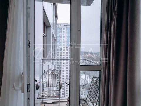 квартира за адресою Андрія Верхогляда вул. (Михайла Драгомирова), 20