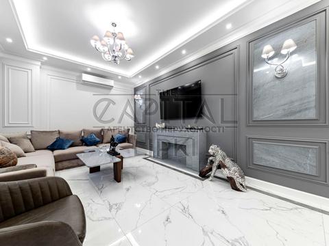 квартира за адресою Андрія Верхогляда вул. (Михайла Драгомирова), 16