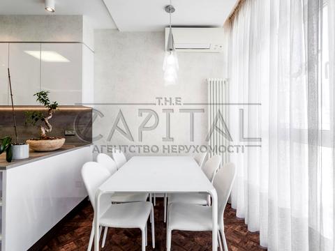 квартира за адресою Андрія Верхогляда вул. (Михайла Драгомирова), 20