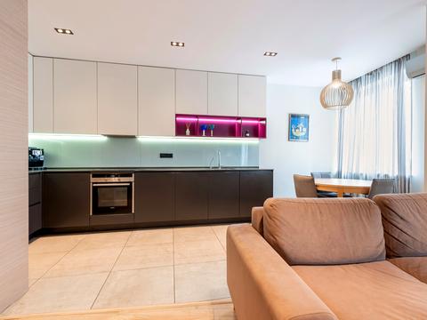 квартира за адресою В'ячеслава Чорновола вул., 27