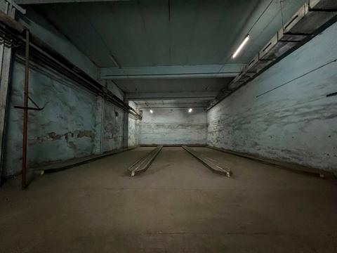 комерційна за адресою Івана Левинського вул., 3