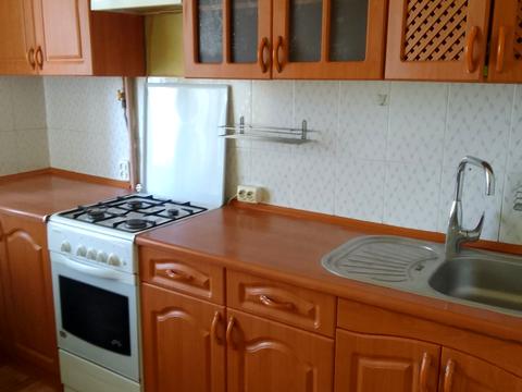 квартира за адресою Андрія Мельника вул., 12