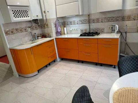 квартира за адресою Героїв Майдану вул. (Червоноармійська), 53