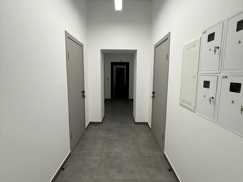 комерційна за адресою Олександра Поля вул. (Жовтнева), 18