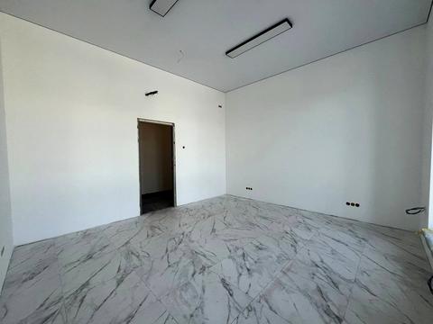 комерційна за адресою Олександра Поля вул. (Жовтнева), 18