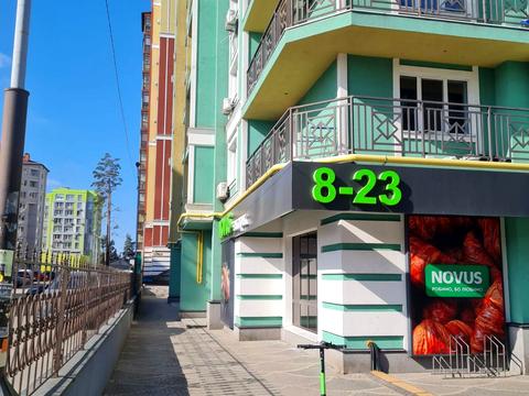 комерційна за адресою Українська вул., 83б к.1-5