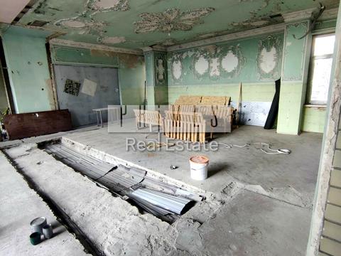 коммерческая по адресу Антоновича ул. (Горького), 125