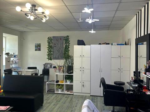 комерційна за адресою Торгова вул., 47